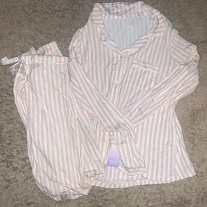 BRAND NEW WITH TAGS stars above PJ set